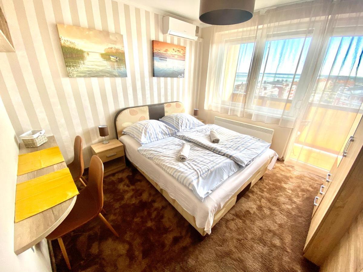 Aqua Blue Apartmanok - Siofok Dış mekan fotoğraf