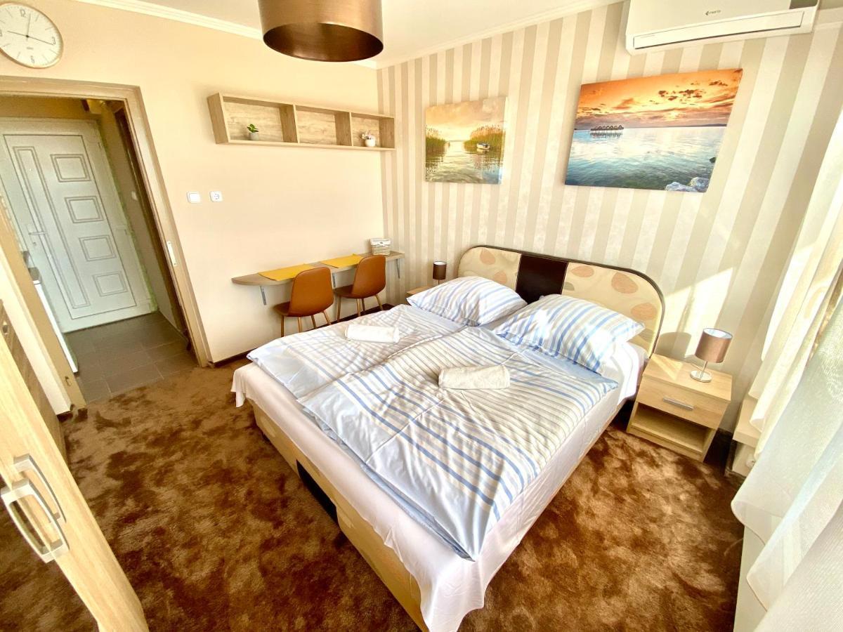Aqua Blue Apartmanok - Siofok Dış mekan fotoğraf